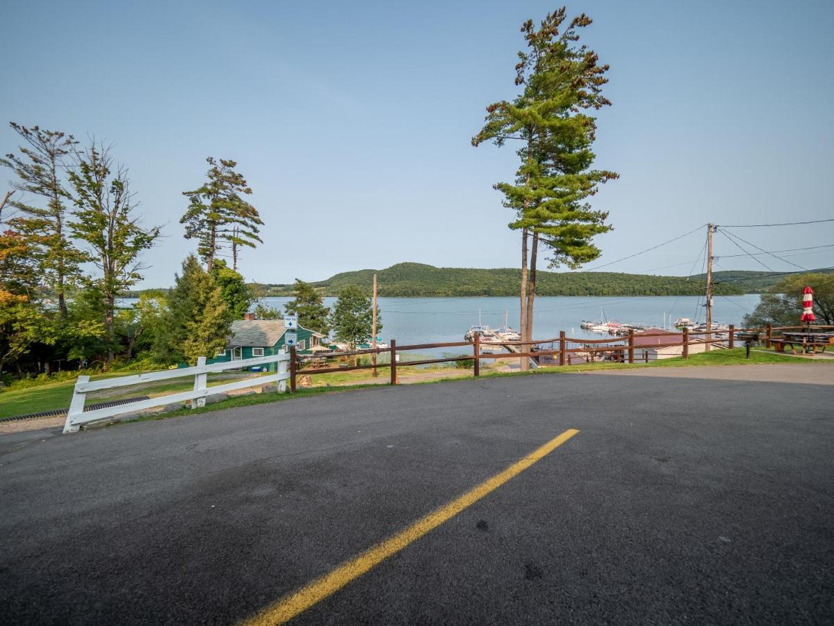 Lake 'N Pines Motel Cooperstown Exterior foto