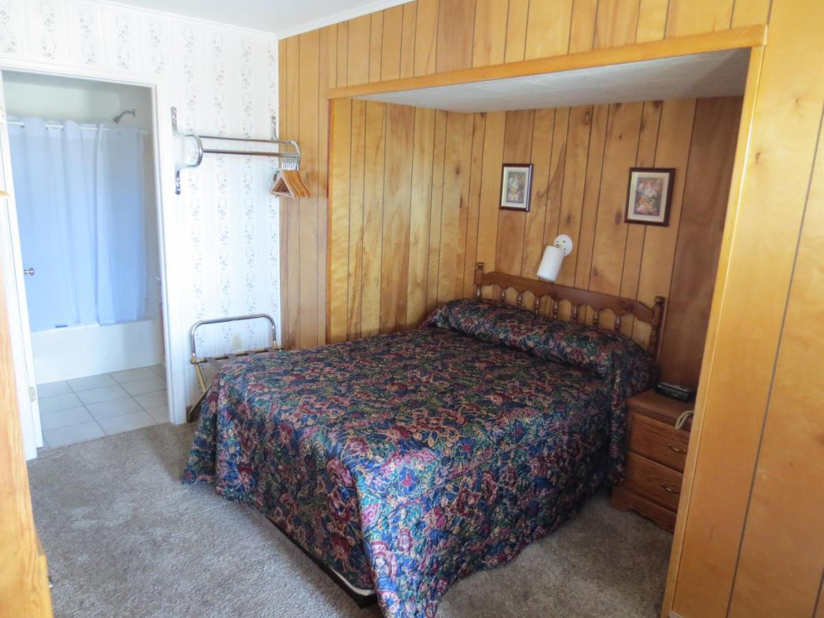 Lake 'N Pines Motel Cooperstown Exterior foto
